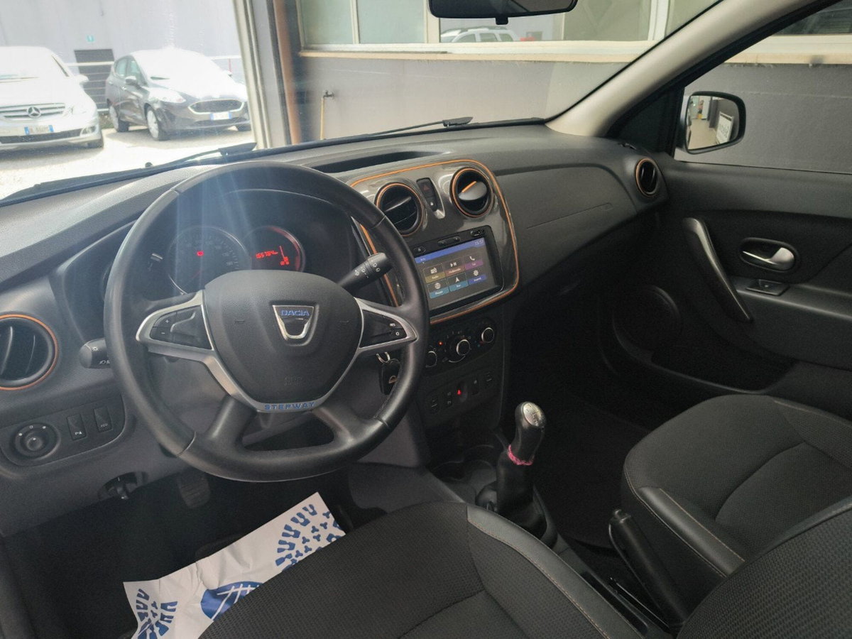 Dacia Sandero Stepway 1.5 dCi 8V 90CV (13)