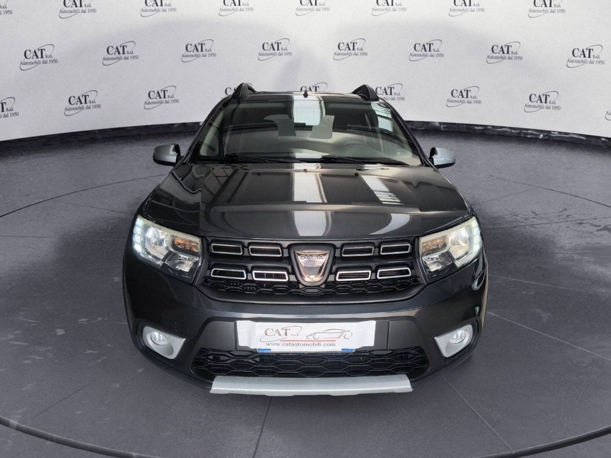 Dacia Sandero Stepway 1.5 dCi 8V 90CV (2)