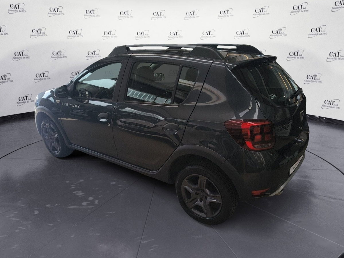Dacia Sandero Stepway 1.5 dCi 8V 90CV (8)