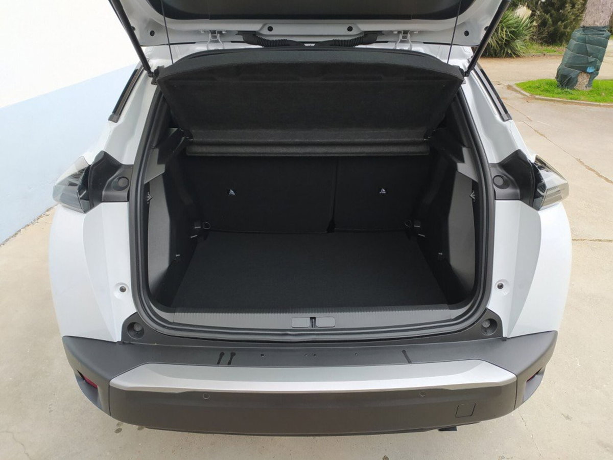 Peugeot 2008 1.2 puretech Style s&s 100cv (13)