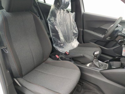 Peugeot 2008 1.2 puretech Style s&s 100cv (8)