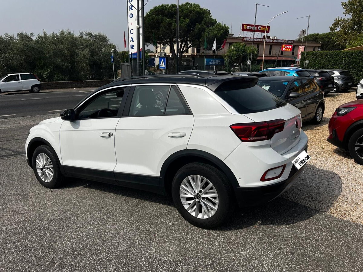 Volkswagen T-Roc 1.0 TSI Life (4)