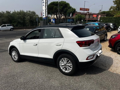 Volkswagen T-Roc 1.0 TSI Life (4)
