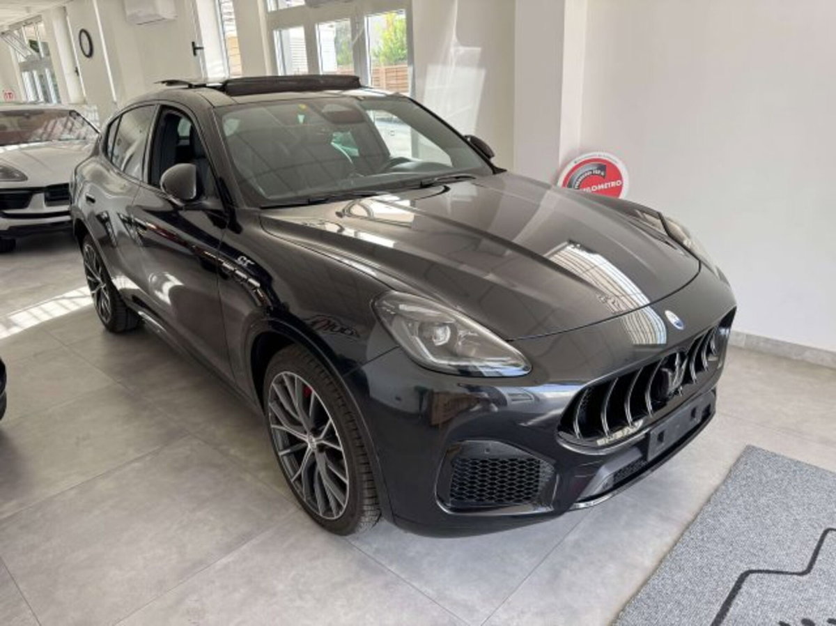 Maserati Grecale 2.0 mhev GT 300cv auto (2)