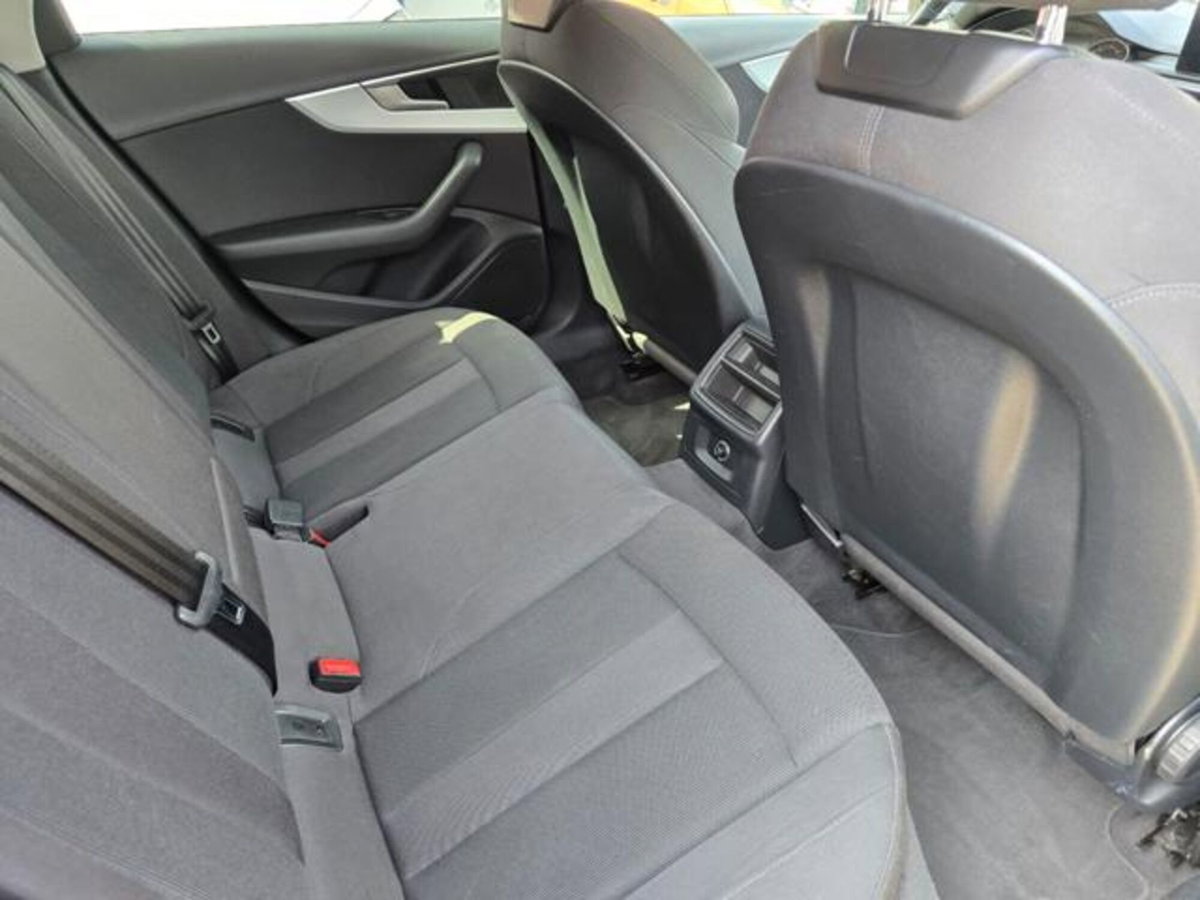 Audi A4 Allroad 2.0 TDI 163 CV S tronic Business (11)
