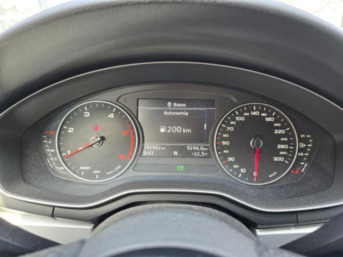 Audi A4 Allroad 2.0 TDI 163 CV S tronic Business (16)