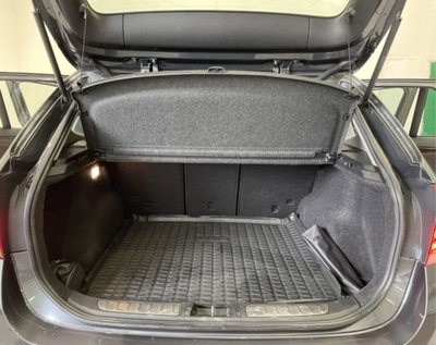 BMW X1 sDrive18d X Line (13)
