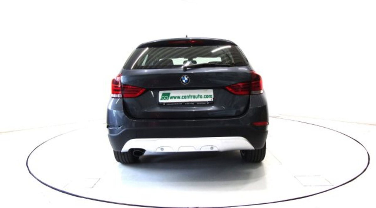 BMW X1 sDrive18d X Line (4)