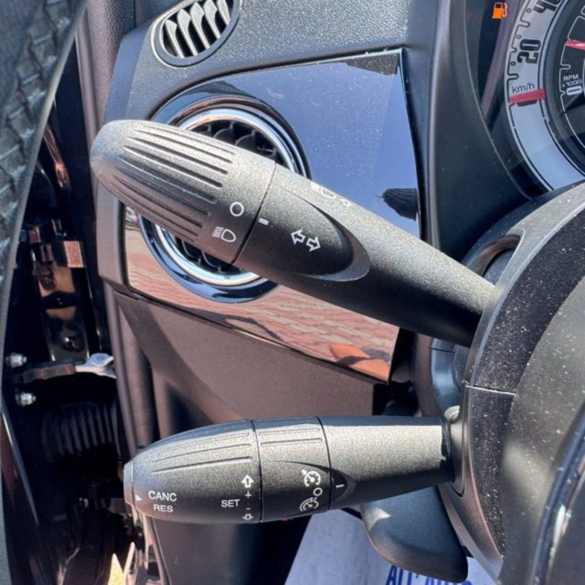 Fiat 500 1.2 Lounge (11)