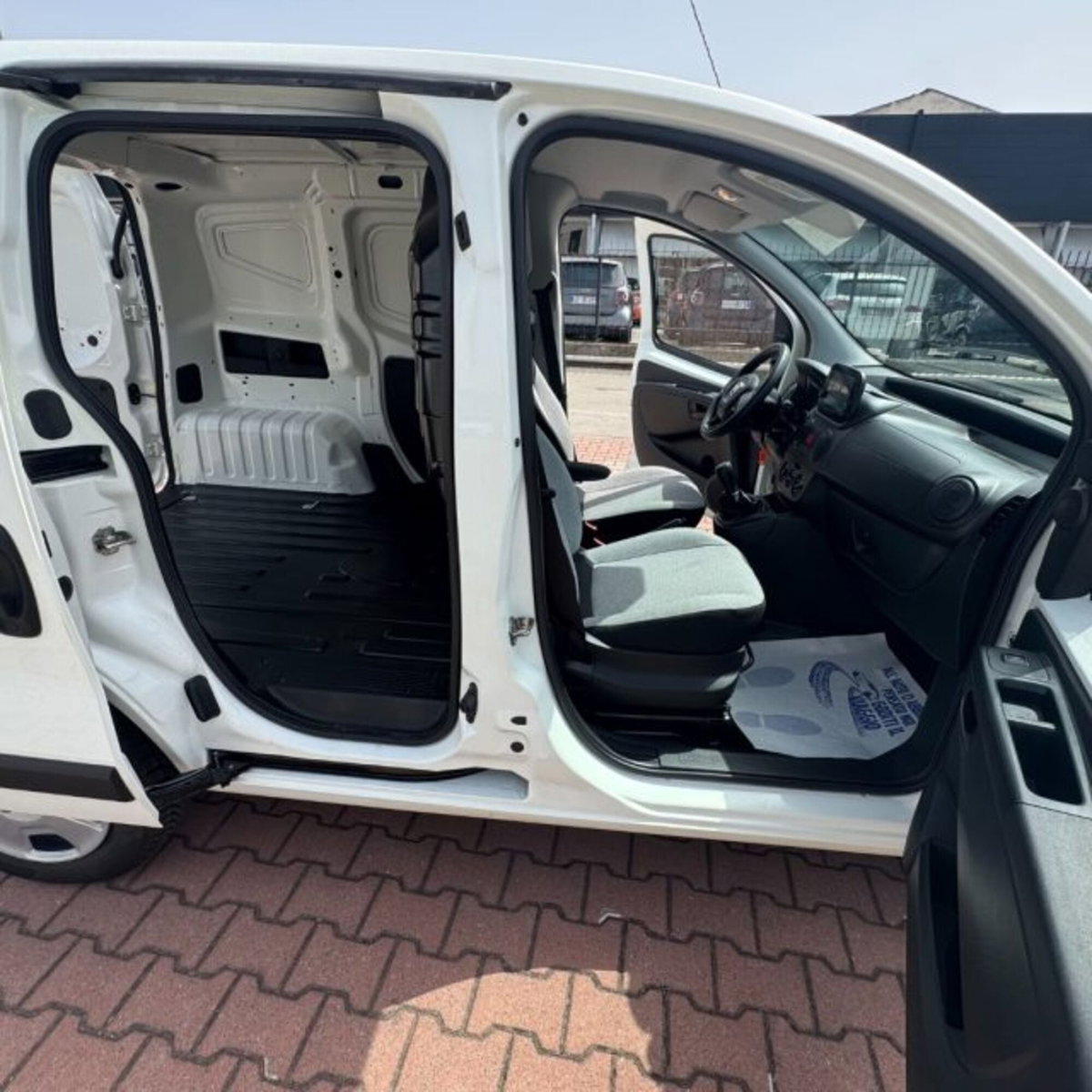Fiat Fiorino Furgone cargo 1.3 mjt 95cv SX (11)