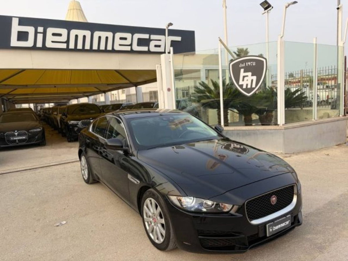 Jaguar XE 2.0 D 180 CV aut. Prestige