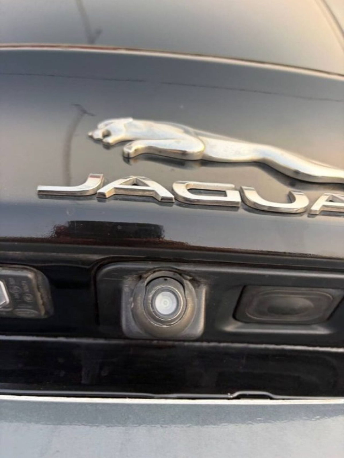 Jaguar XE 2.0 D 180 CV aut. Prestige (6)