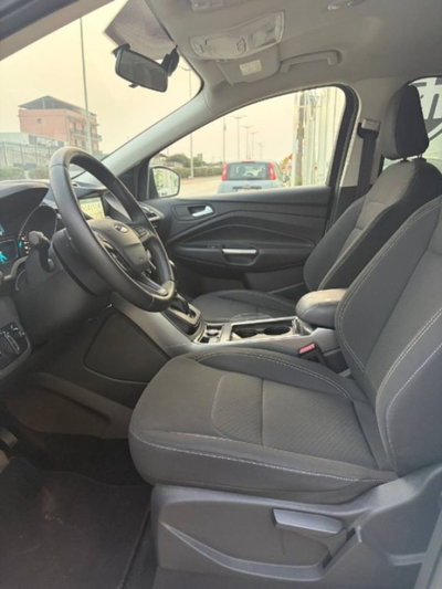 Ford Kuga 2.0 TDCI 150 CV S&S 4WD Powershift Business (10)