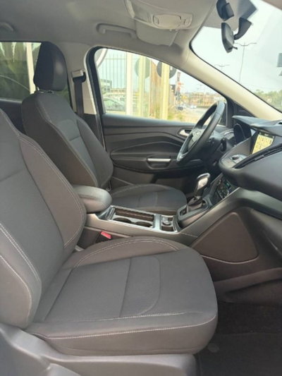 Ford Kuga 2.0 TDCI 150 CV S&S 4WD Powershift Business (15)