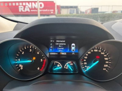 Ford Kuga 2.0 TDCI 150 CV S&S 4WD Powershift Business (18)