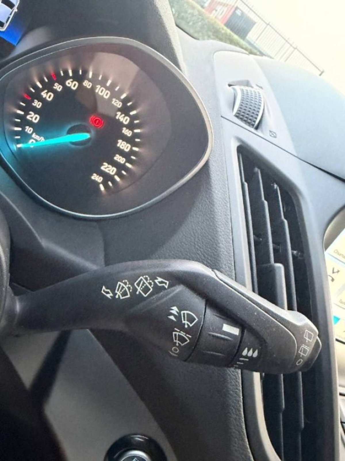 Ford Kuga 2.0 TDCI 150 CV S&S 4WD Powershift Business (20)