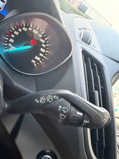 Ford Kuga 2.0 TDCI 150 CV S&S 4WD Powershift Business (20)