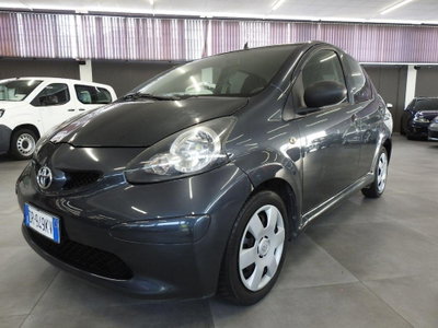 Toyota Aygo 1.0 12V VVT-i 5 porte usata