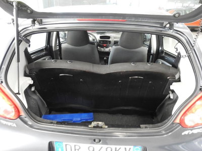 Toyota Aygo 1.0 12V VVT-i 5 porte (15)