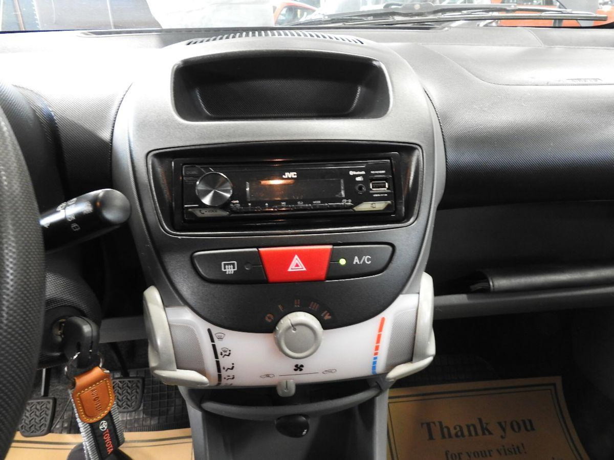 Toyota Aygo 1.0 12V VVT-i 5 porte (19)