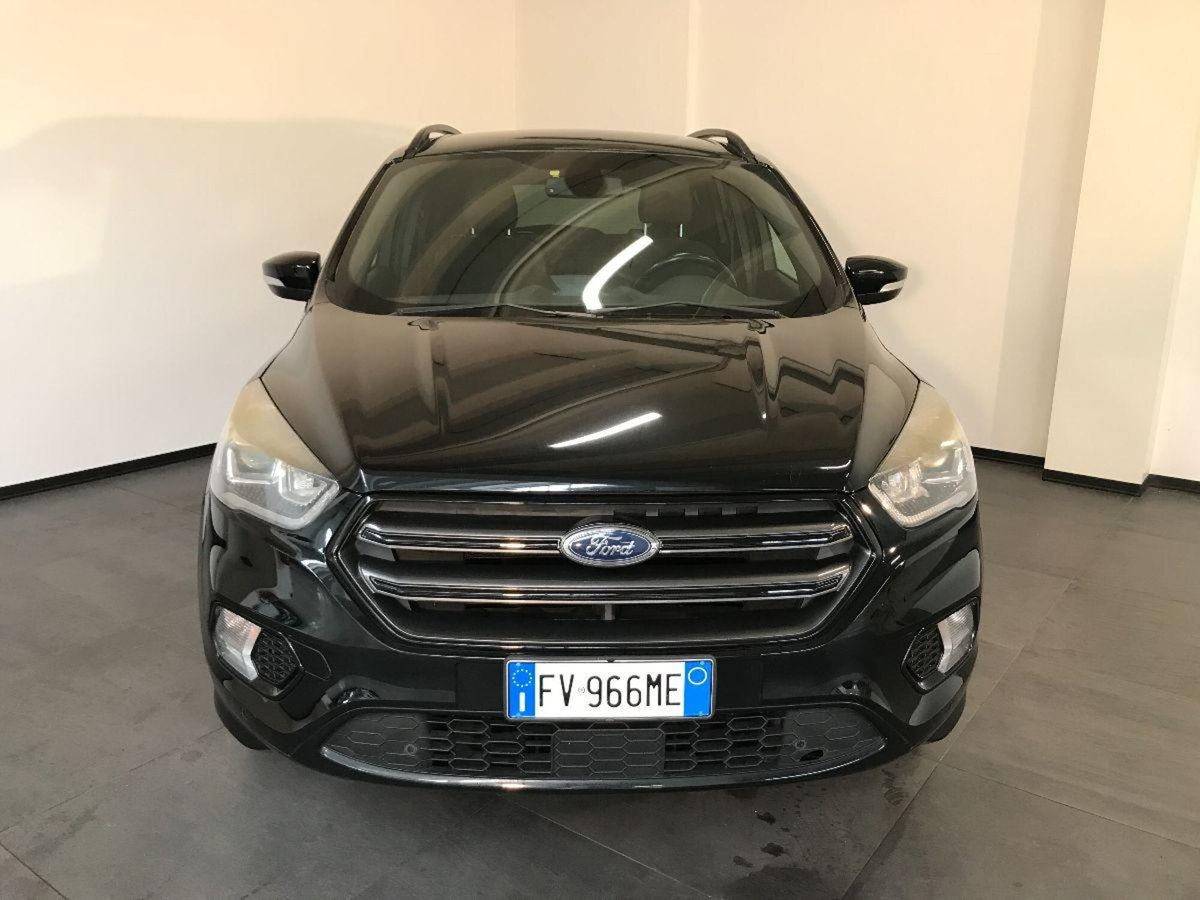 Ford Kuga 1.5 EcoBlue 120 CV 2WD ST-Line (2)