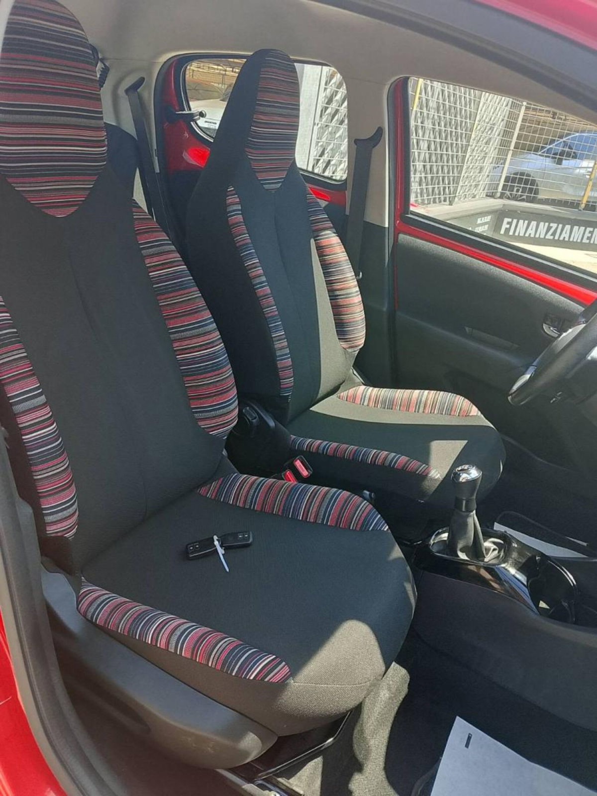 Citroen C1 C1 VTi 72 5 porte Live (9)