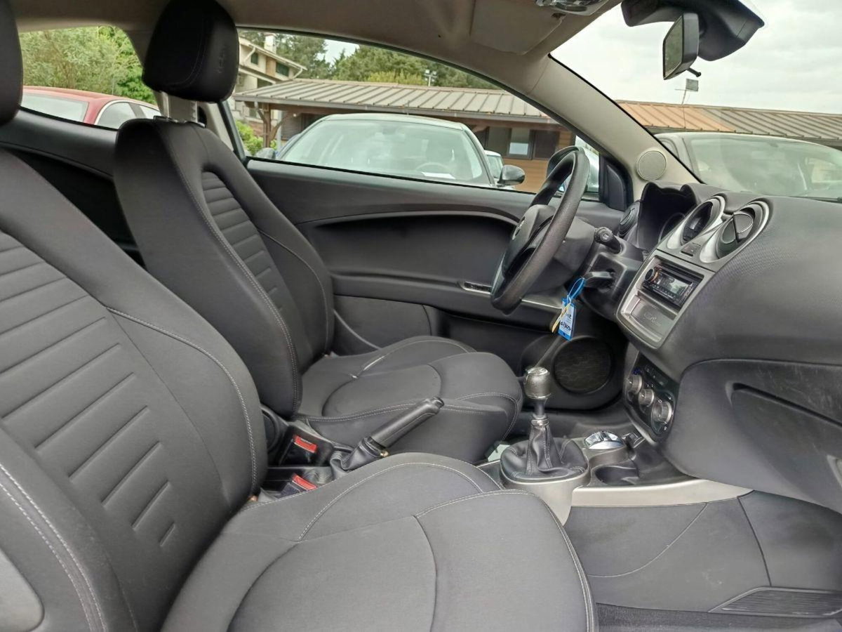 Alfa Romeo MiTo 1.4 T 120 CV GPL Distinctive (16)