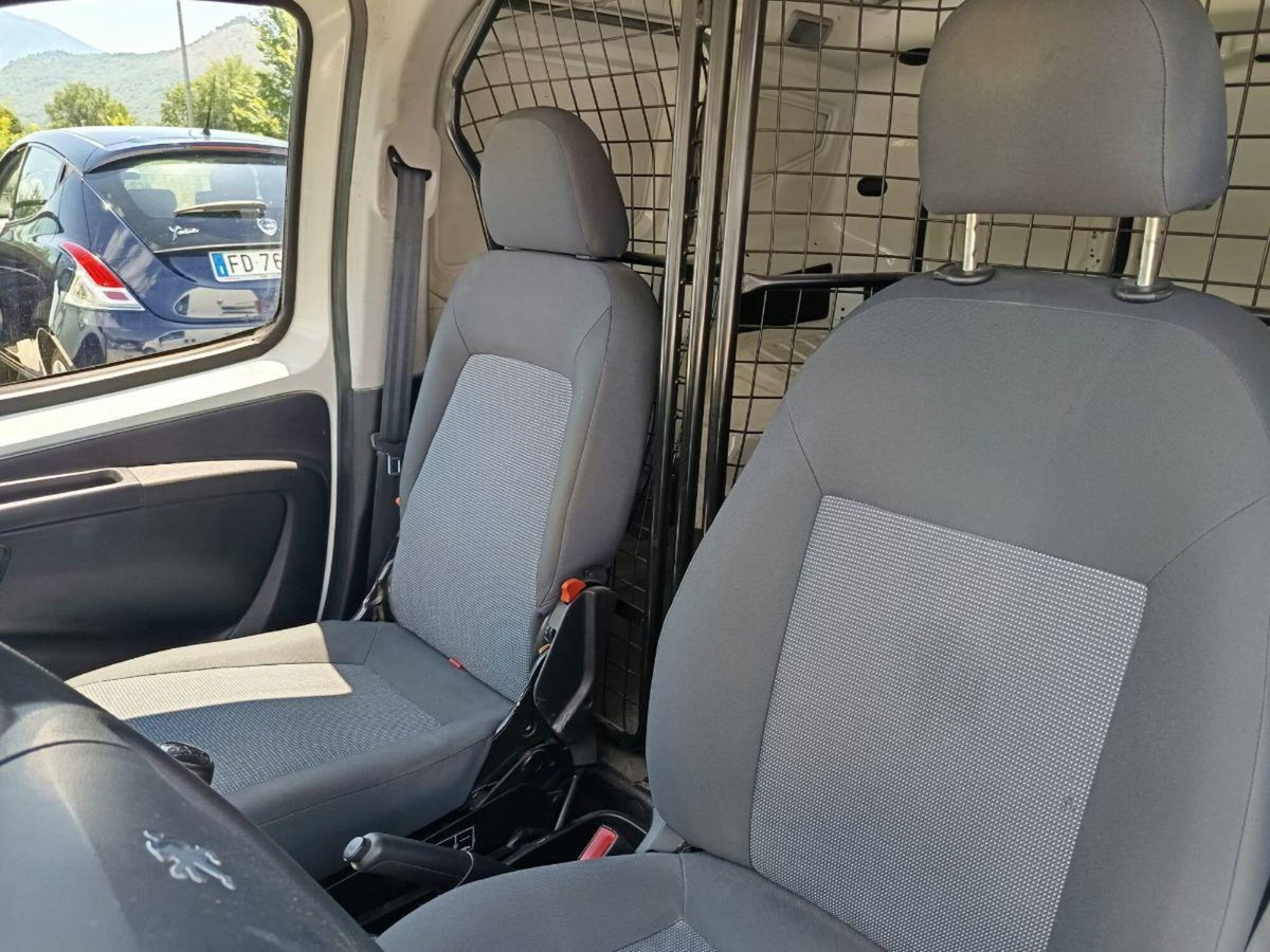 Peugeot Bipper 1.3 HDi 75 FAP Active (10)