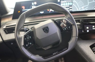 Peugeot 5008 1.2 hybrid 48V GT 136cv e-dcs 6 (11)