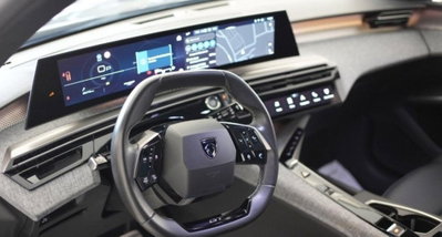Peugeot 5008 1.2 hybrid 48V GT 136cv e-dcs 6 (6)