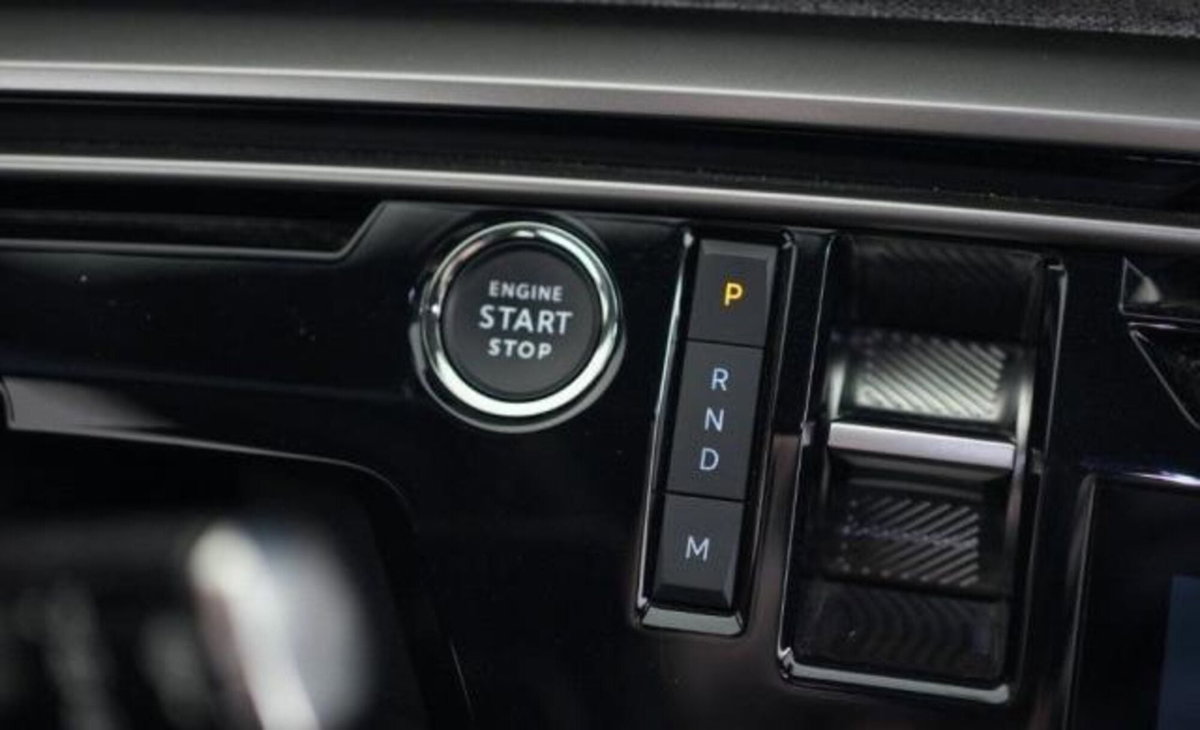 Peugeot 5008 1.2 hybrid 48V GT 136cv e-dcs 6 (7)