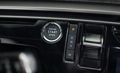 Peugeot 5008 1.2 hybrid 48V GT 136cv e-dcs 6 (7)