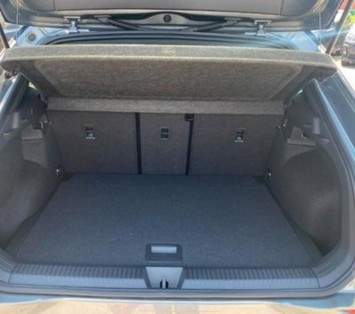 Volkswagen T-Roc 1.5 tsi R-Line dsg (6)
