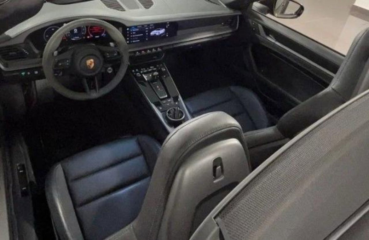 Porsche 911 Cabrio 3.0 Carrera (6)