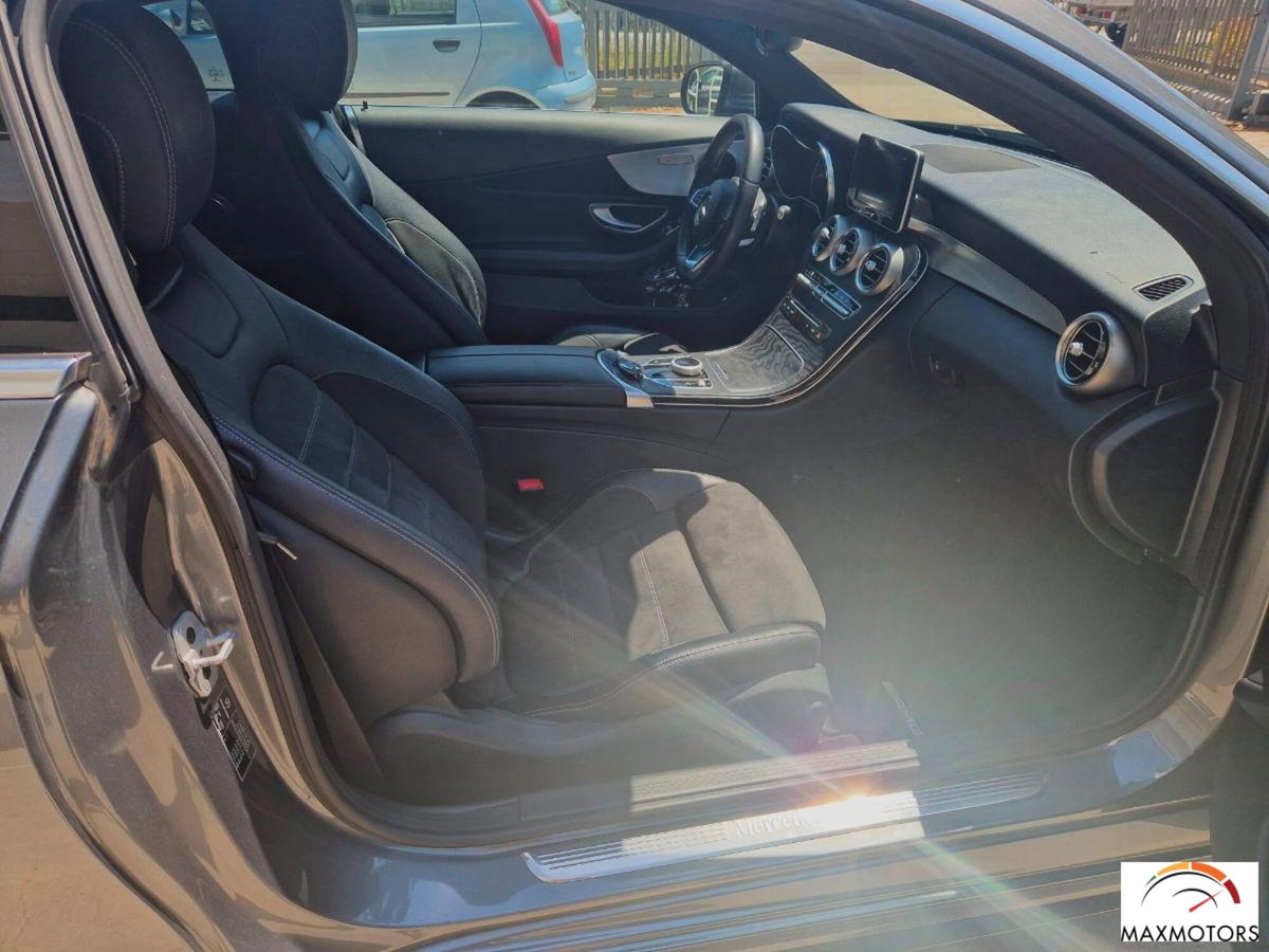Mercedes-Benz Classe C Coupé 220 d Coupé Premium (12)