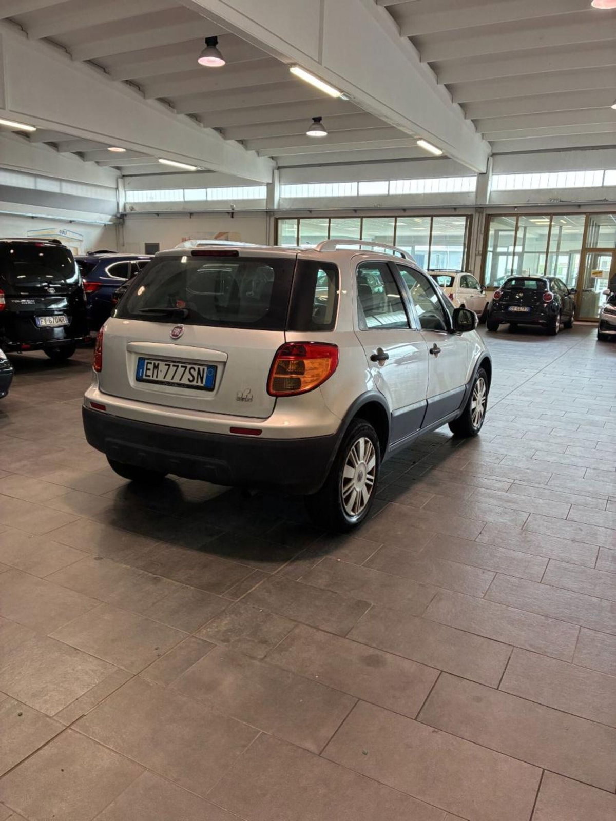 Fiat Sedici 2.0 MJT 16V DPF 4x4 Dynamic (3)