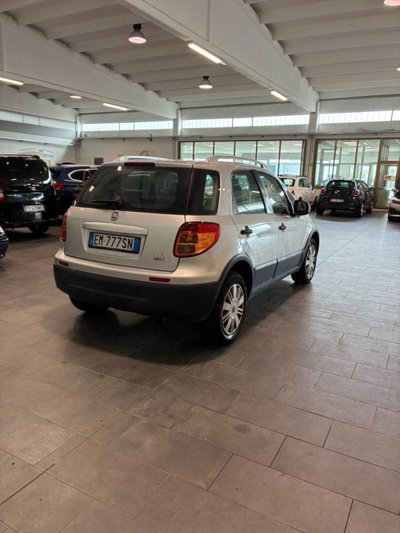 Fiat Sedici 2.0 MJT 16V DPF 4x4 Dynamic (3)