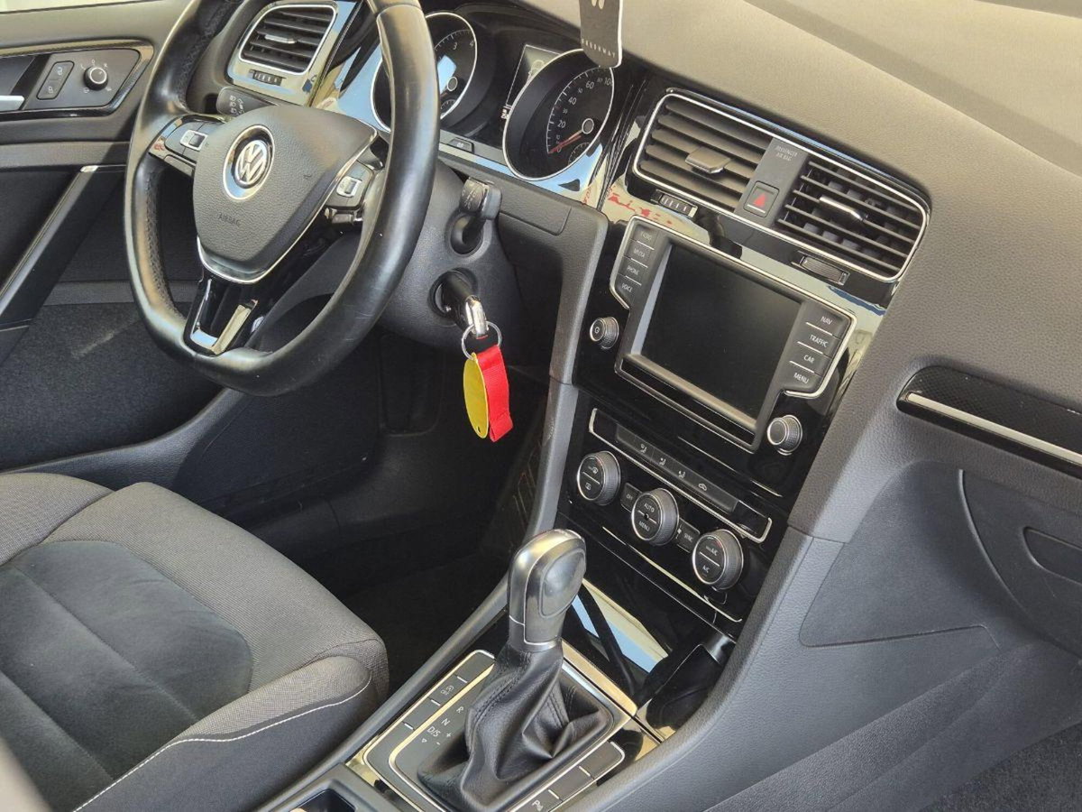 Volkswagen Golf 1.4 TGI DSG 5p. Highline BlueMotion (6)