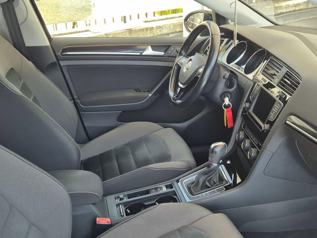 Volkswagen Golf 1.4 TGI DSG 5p. Highline BlueMotion (8)