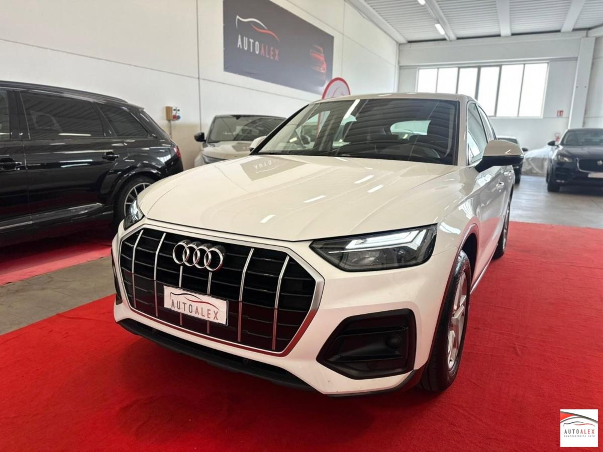 Audi Q5 Sportback Sportback 40 2.0 tdi mhev 12V quattro s-tronic