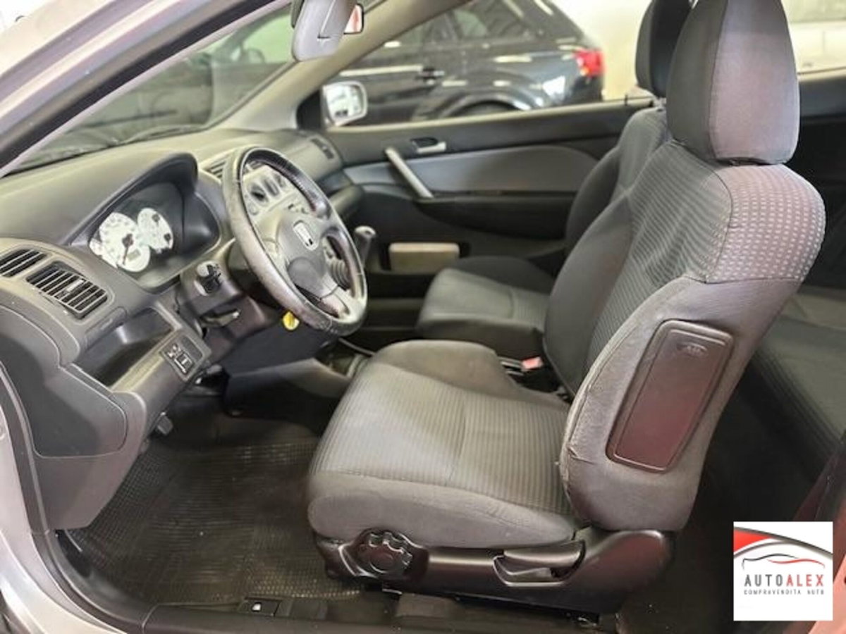 Honda Civic 1.6 16V VTEC cat 3 porte ES (8)