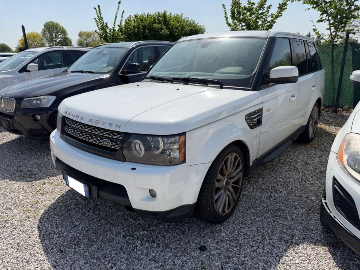 Land Rover Range Rover Sport 3.0 SDV6 HSE (3)
