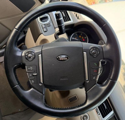Land Rover Range Rover Sport 3.0 SDV6 HSE (8)