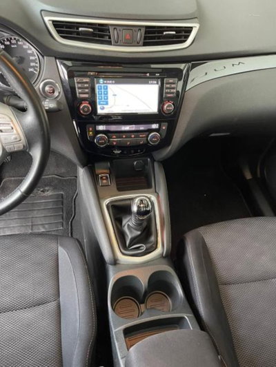 Nissan Qashqai 1.5 dCi N-Connecta (13)