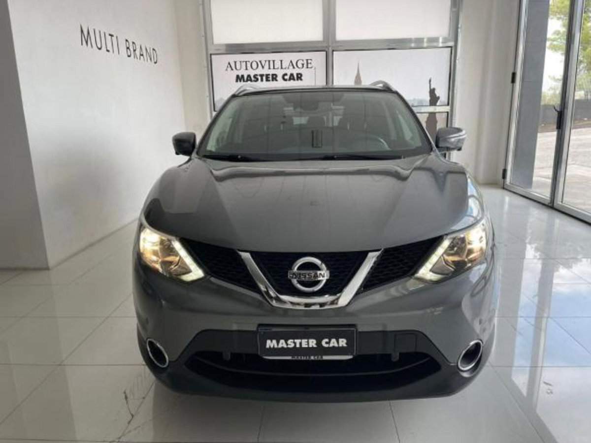Nissan Qashqai 1.5 dCi N-Connecta (5)