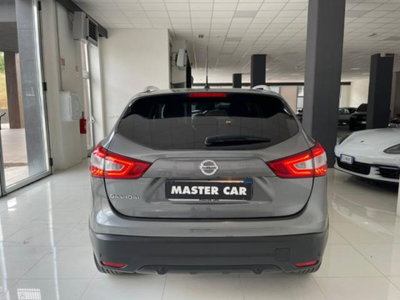 Nissan Qashqai 1.5 dCi N-Connecta (6)