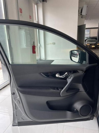 Nissan Qashqai 1.5 dCi N-Connecta (8)