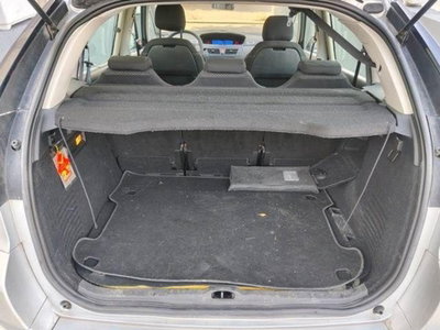Citroen C4 Picasso 1.6 HDi 110 FAP Elegance (11)
