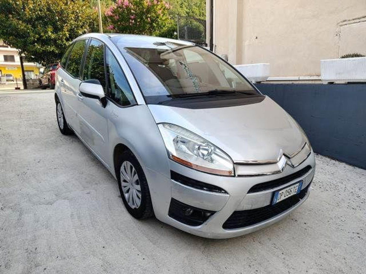 Citroen C4 Picasso 1.6 HDi 110 FAP Elegance (14)