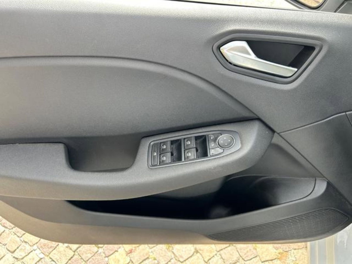 Renault Clio Blue dCi 100 CV 5 porte Evolution (9)